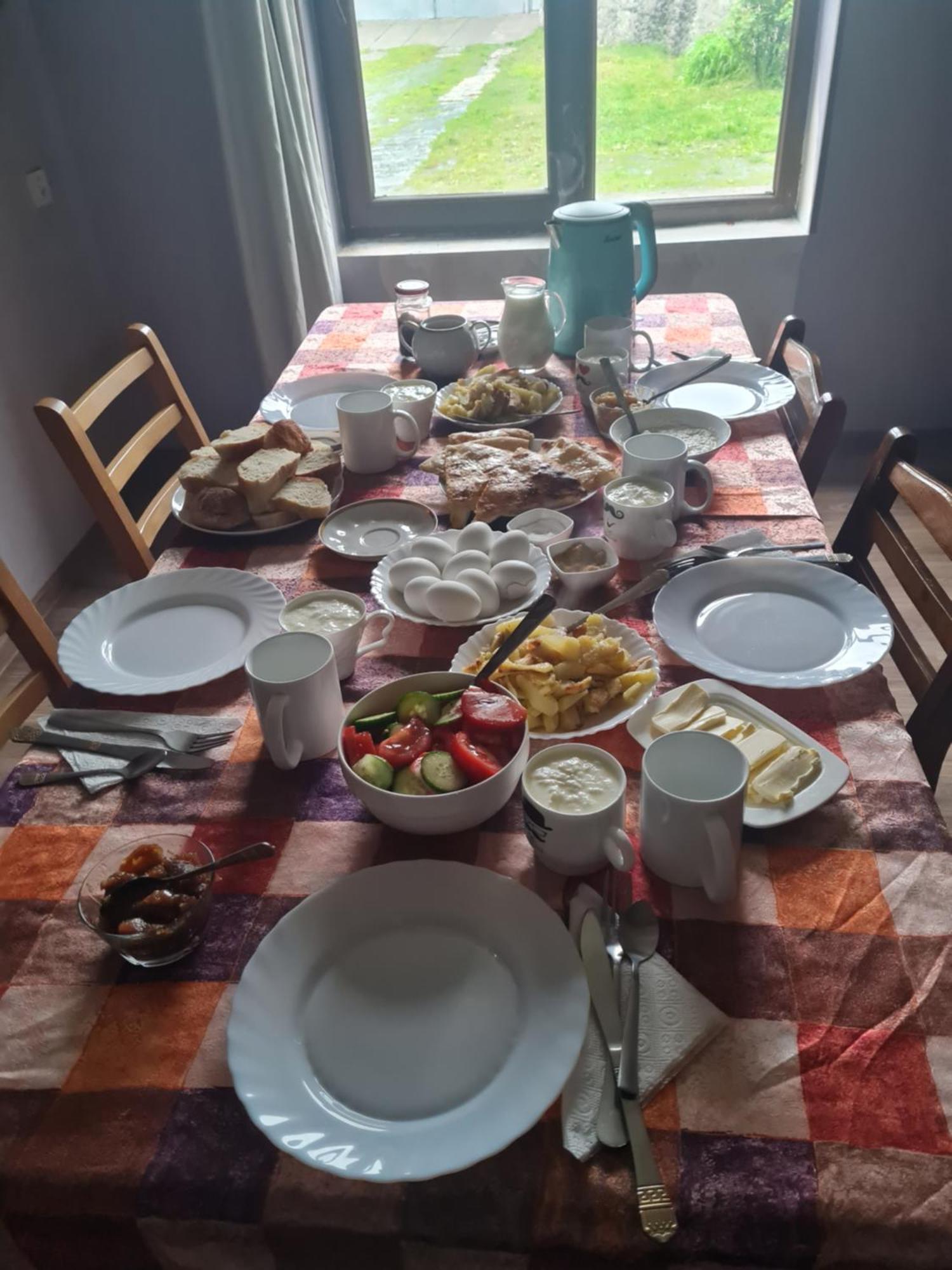 Guest House Goshtela 메스티아 외부 사진